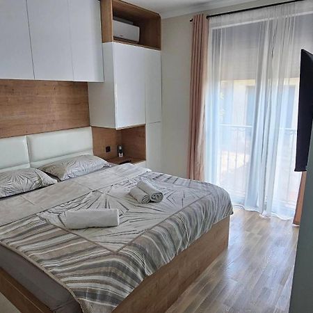 Ralux Apartman Tivat Luaran gambar