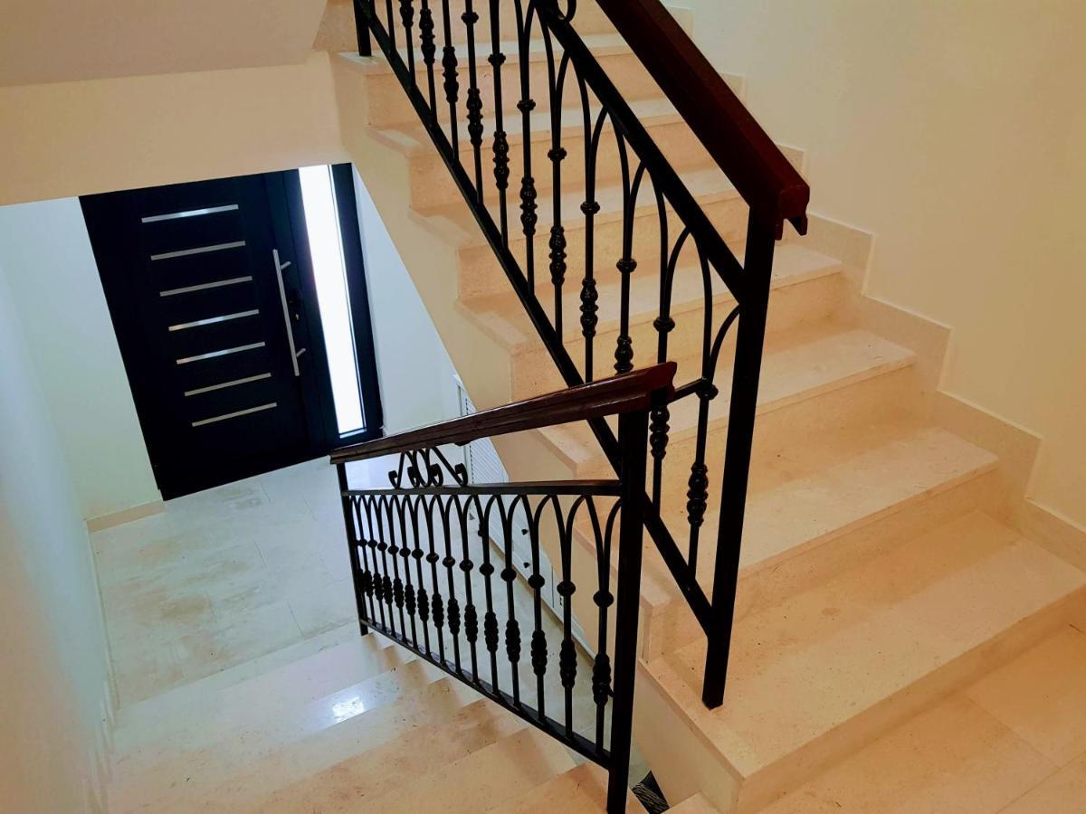Ralux Apartman Tivat Luaran gambar