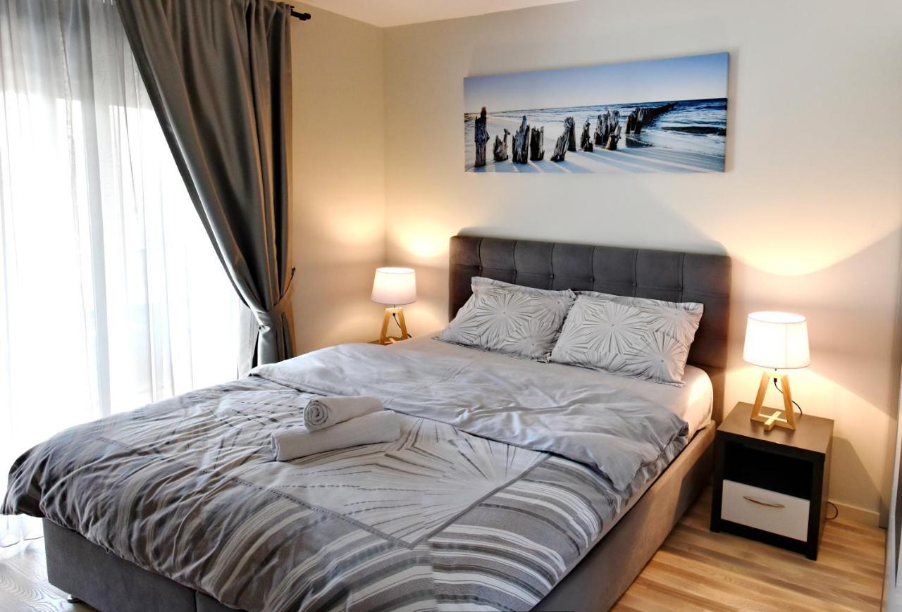 Ralux Apartman Tivat Luaran gambar