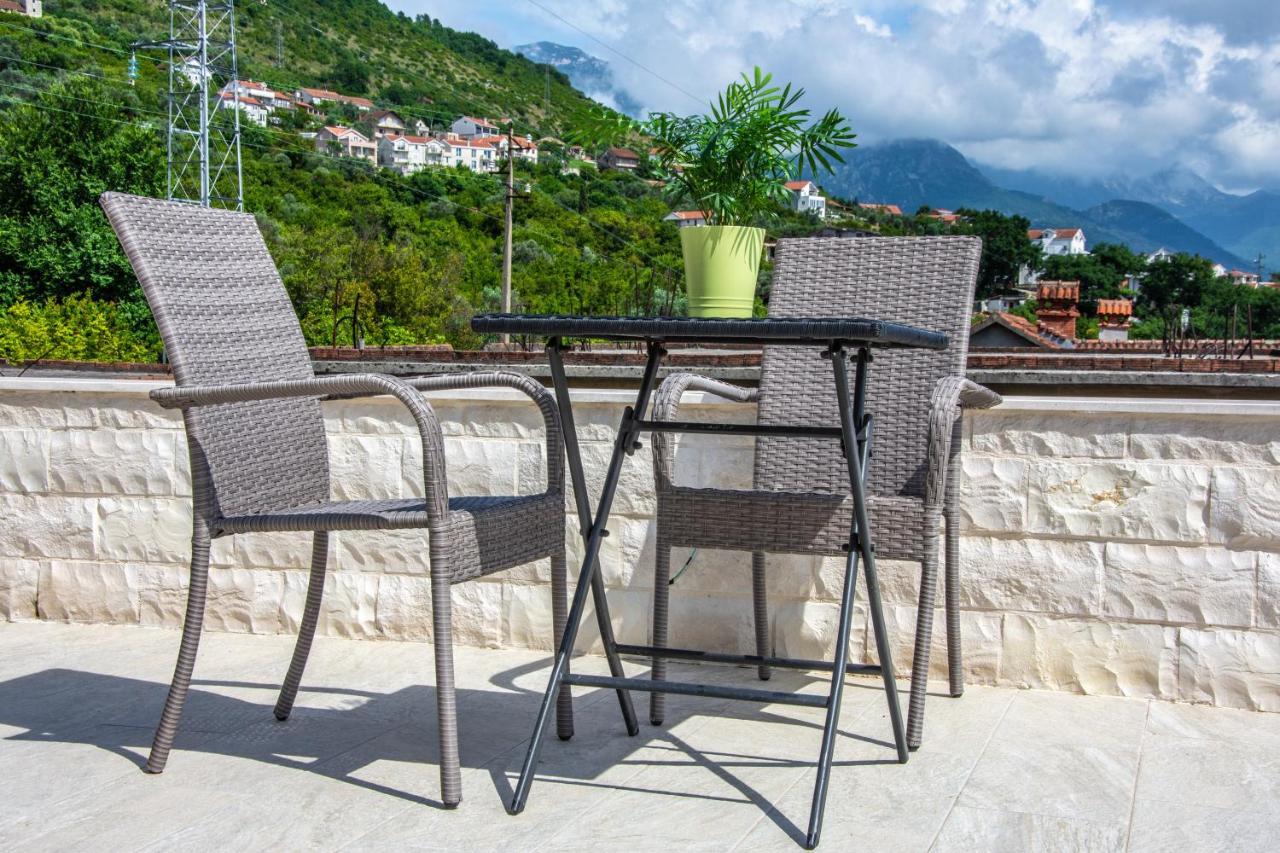 Ralux Apartman Tivat Luaran gambar