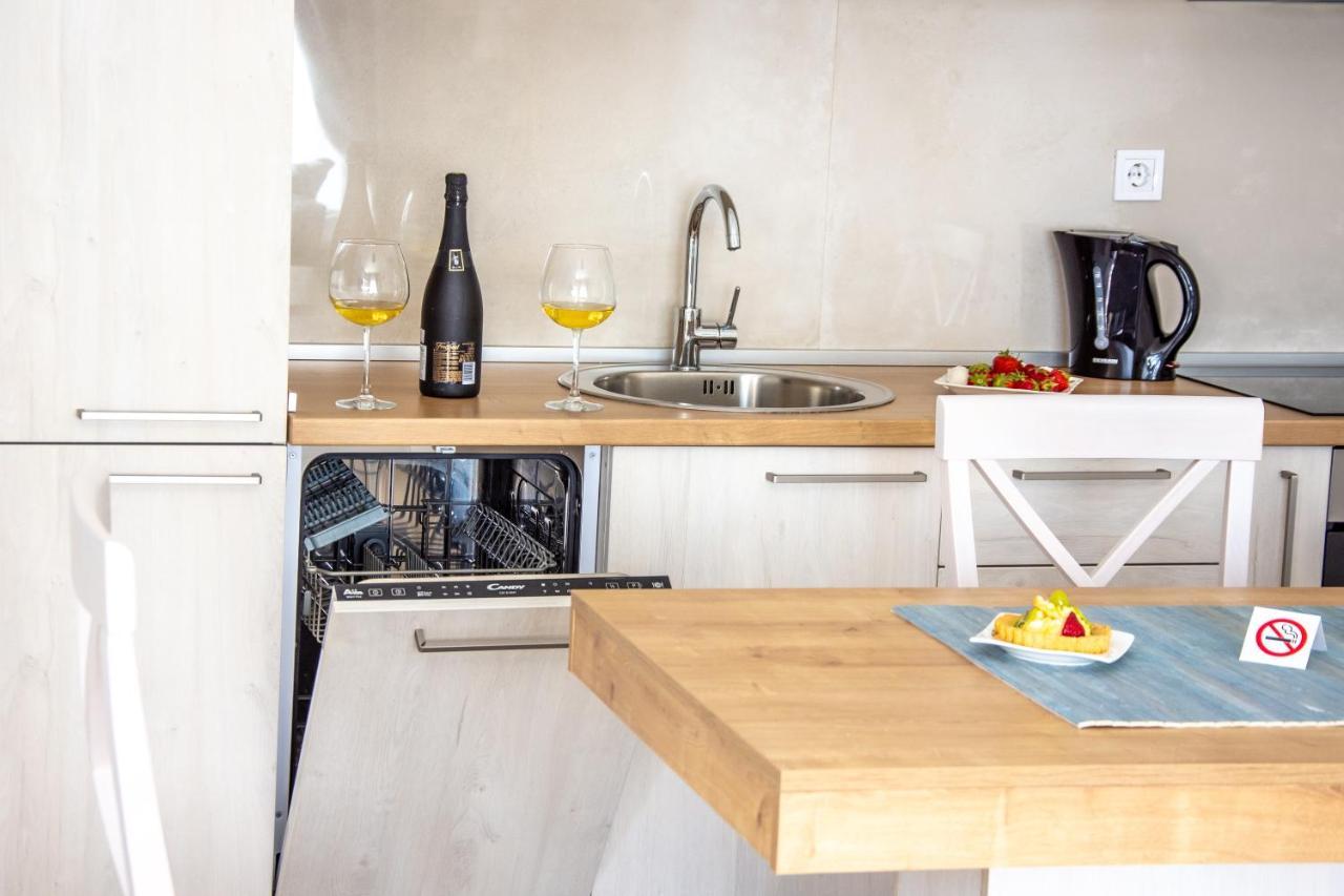 Ralux Apartman Tivat Luaran gambar